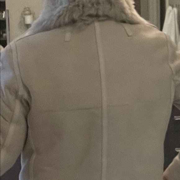 NWT Yves Saloman leather and shearling reversible jacket. - Picture 14 of 15